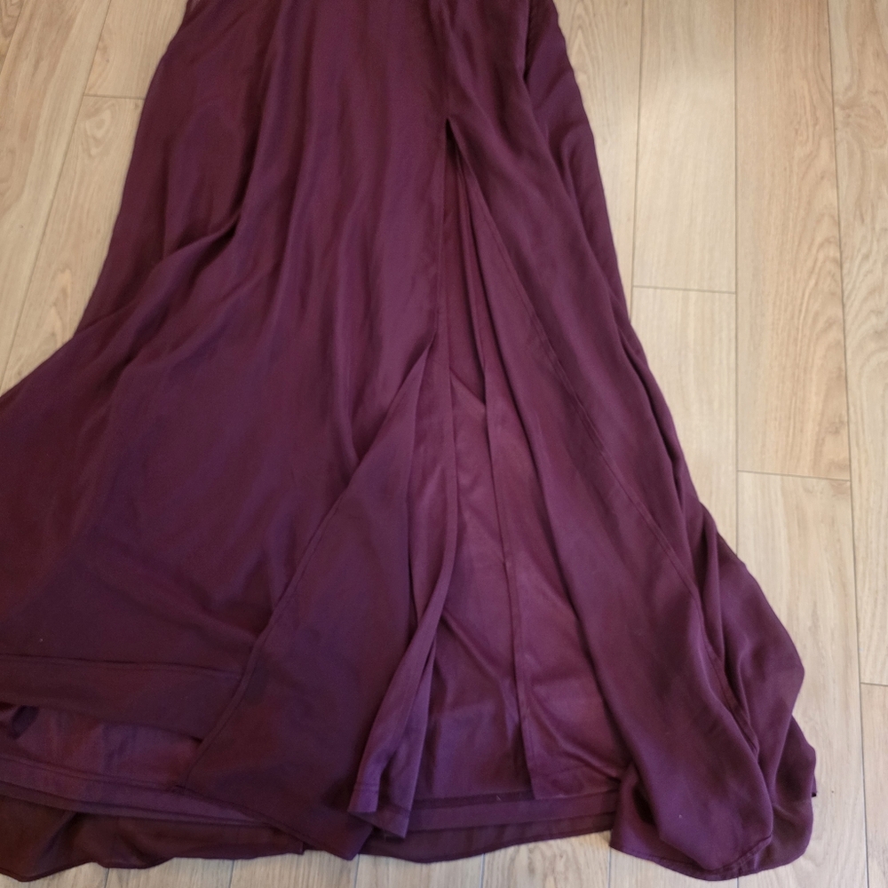 Birdy Grey Burgundy Gown- L - Picture 11 of 14
